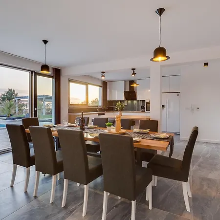 Βίλα Panorama Ζαντάρ