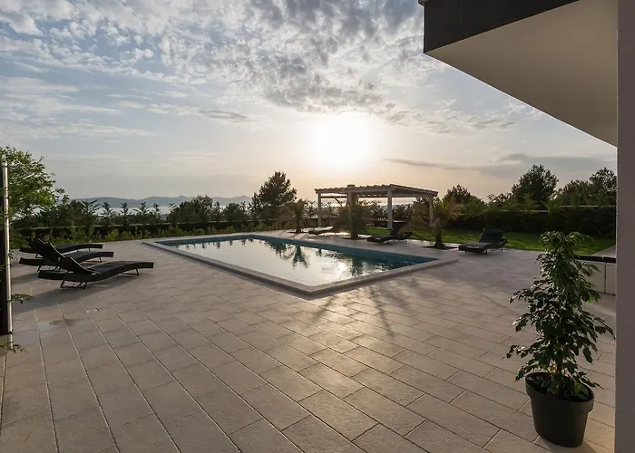 Panorama Βίλα Ζαντάρ